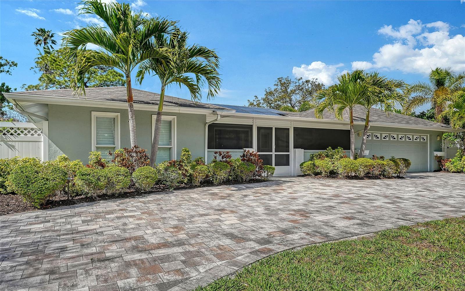 121 HOLLY AVE, SARASOTA, FL — photo 7