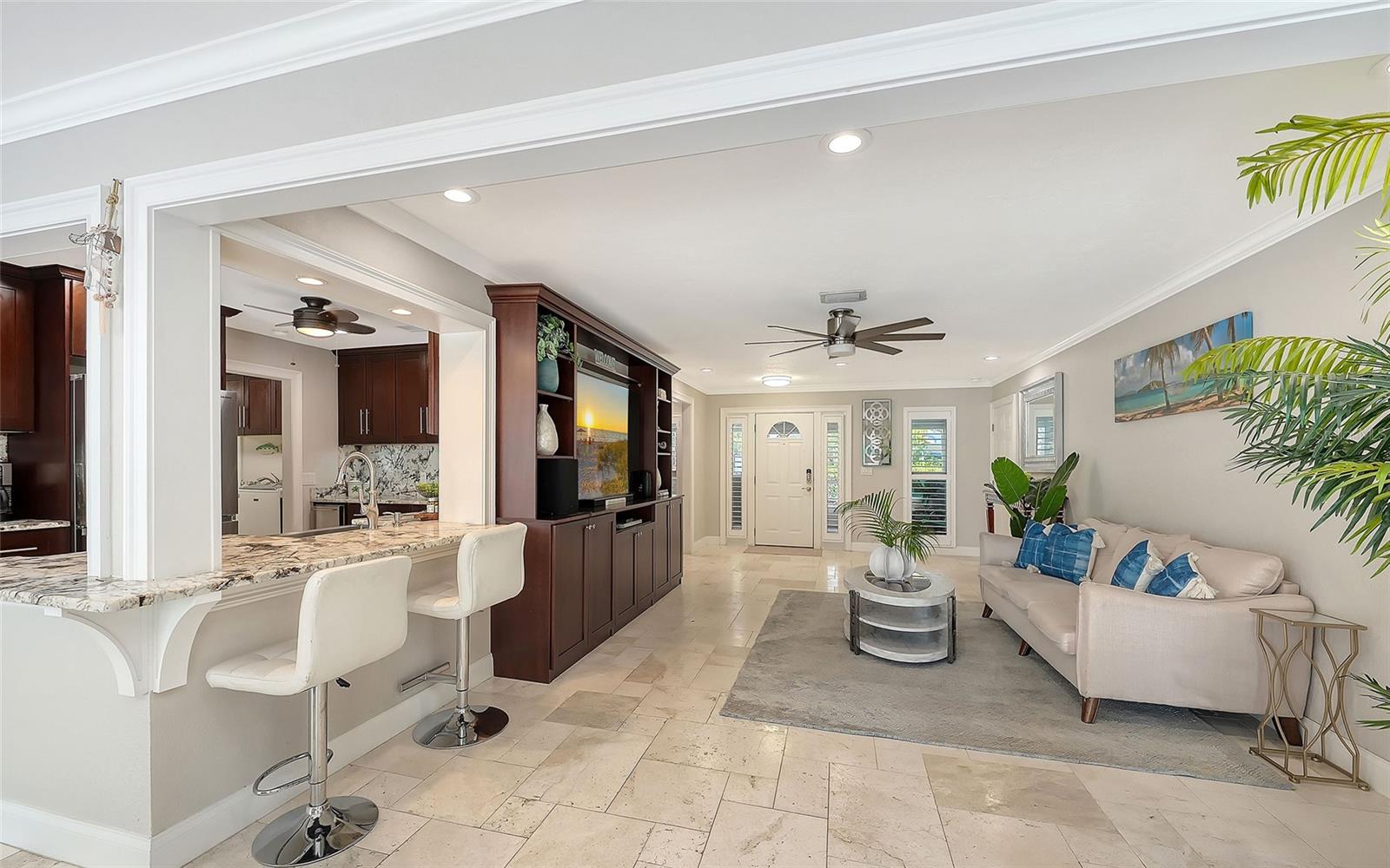 121 HOLLY AVE, SARASOTA, FL — photo 11