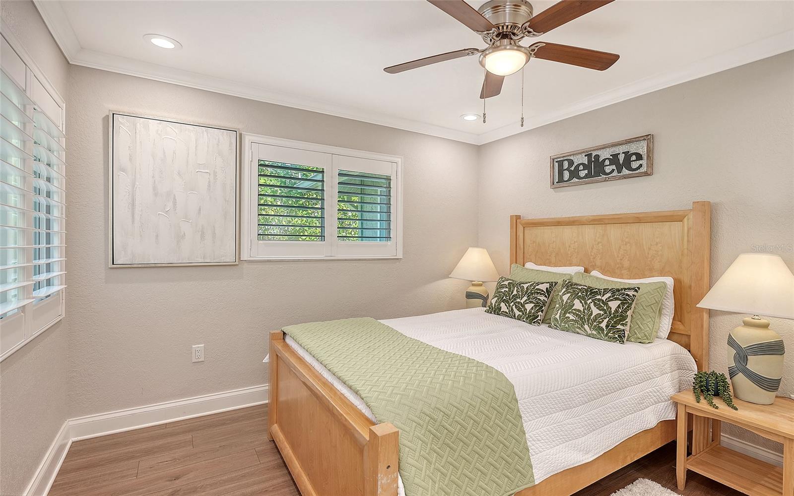 121 HOLLY AVE, SARASOTA, FL — photo 26