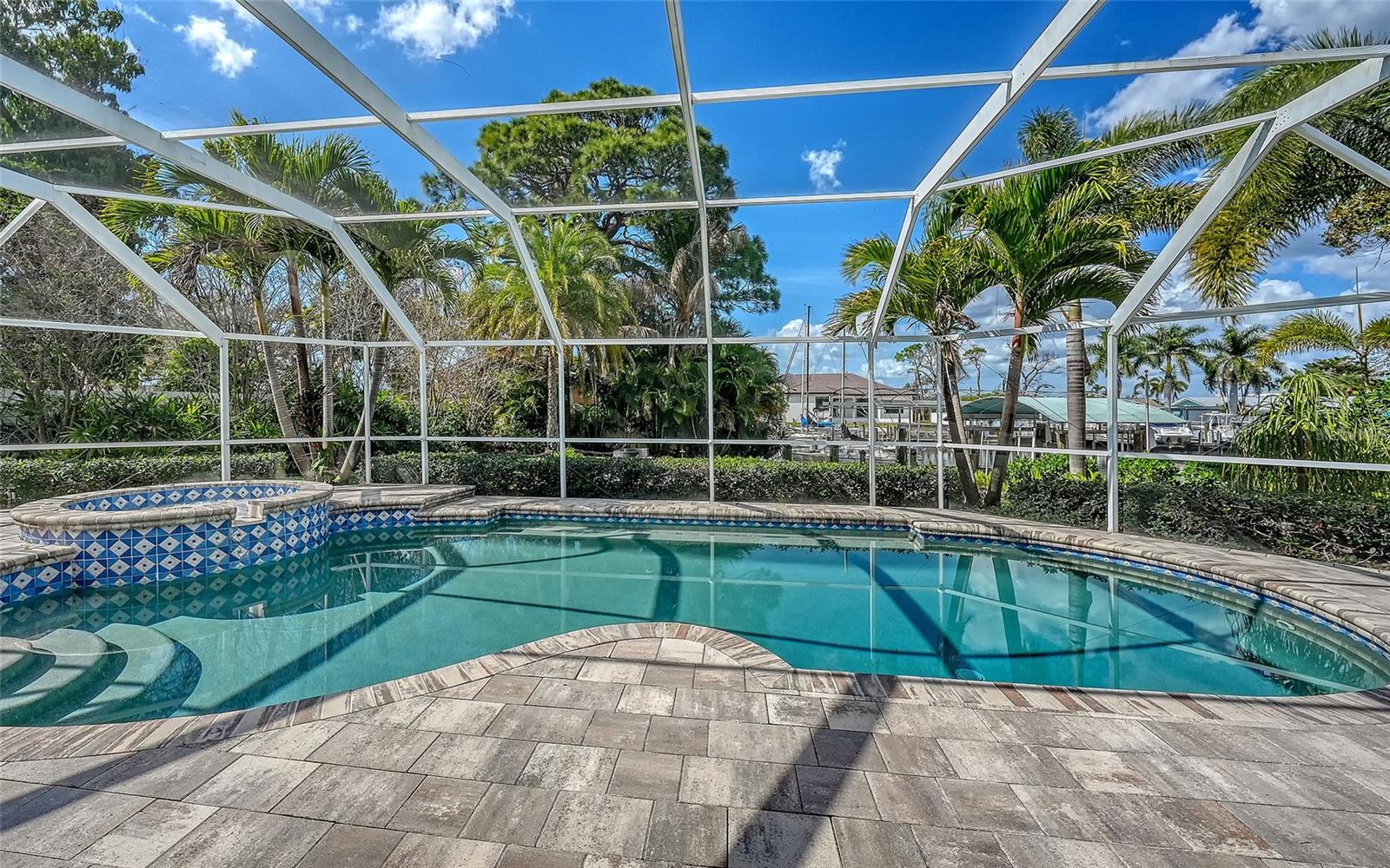 121 HOLLY AVE, SARASOTA, FL — photo 31