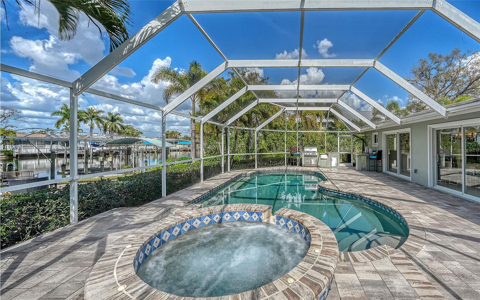 121 HOLLY AVE, SARASOTA, FL — photo 35