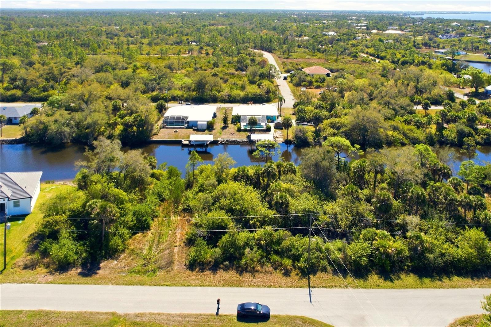 594 MCDILL DR, PORT CHARLOTTE, FL