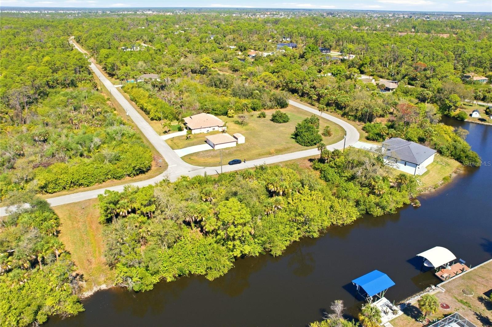 594 MCDILL DR, PORT CHARLOTTE, FL — photo 5