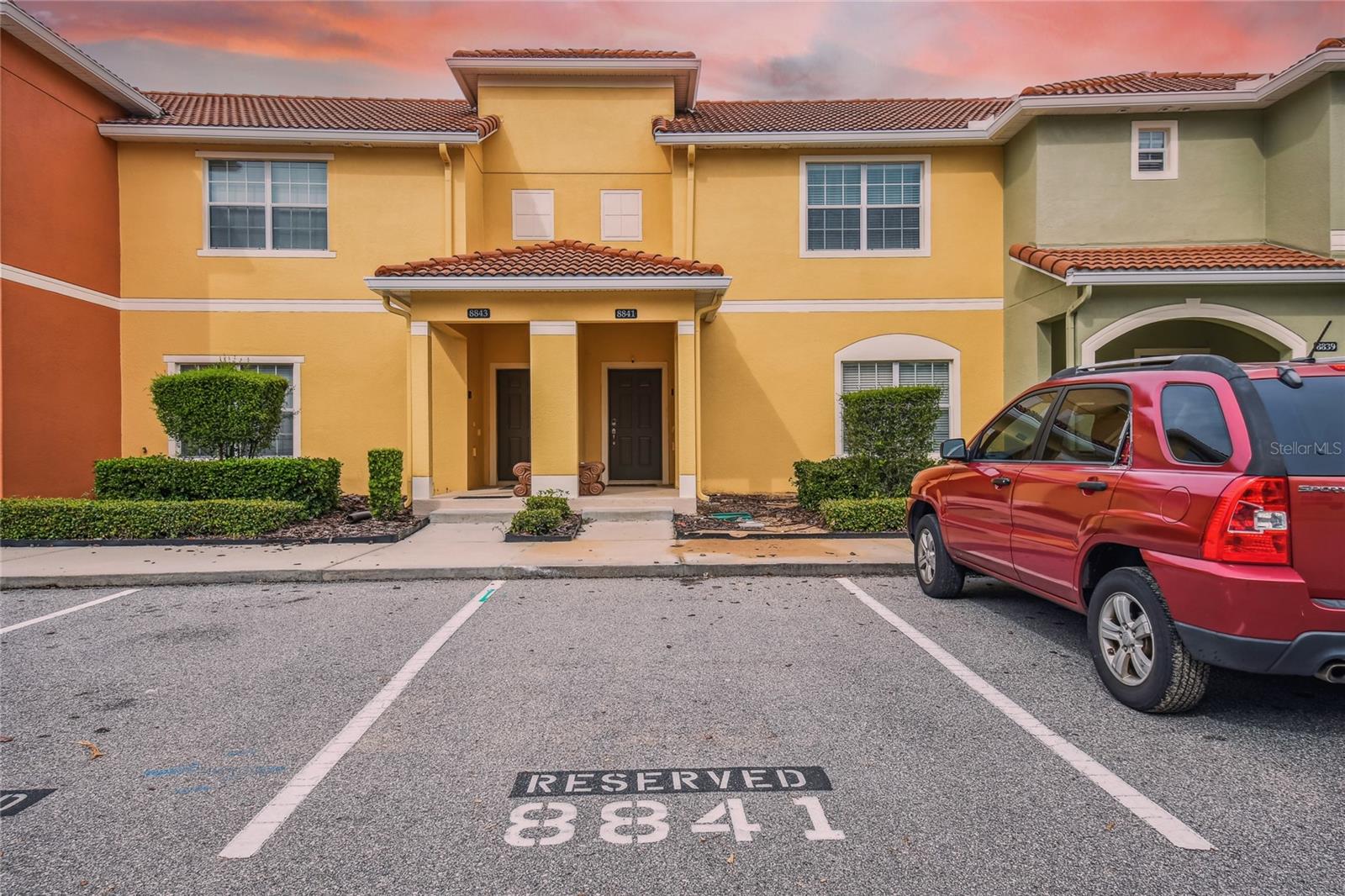8841 CANDY PALM RD, KISSIMMEE, FL