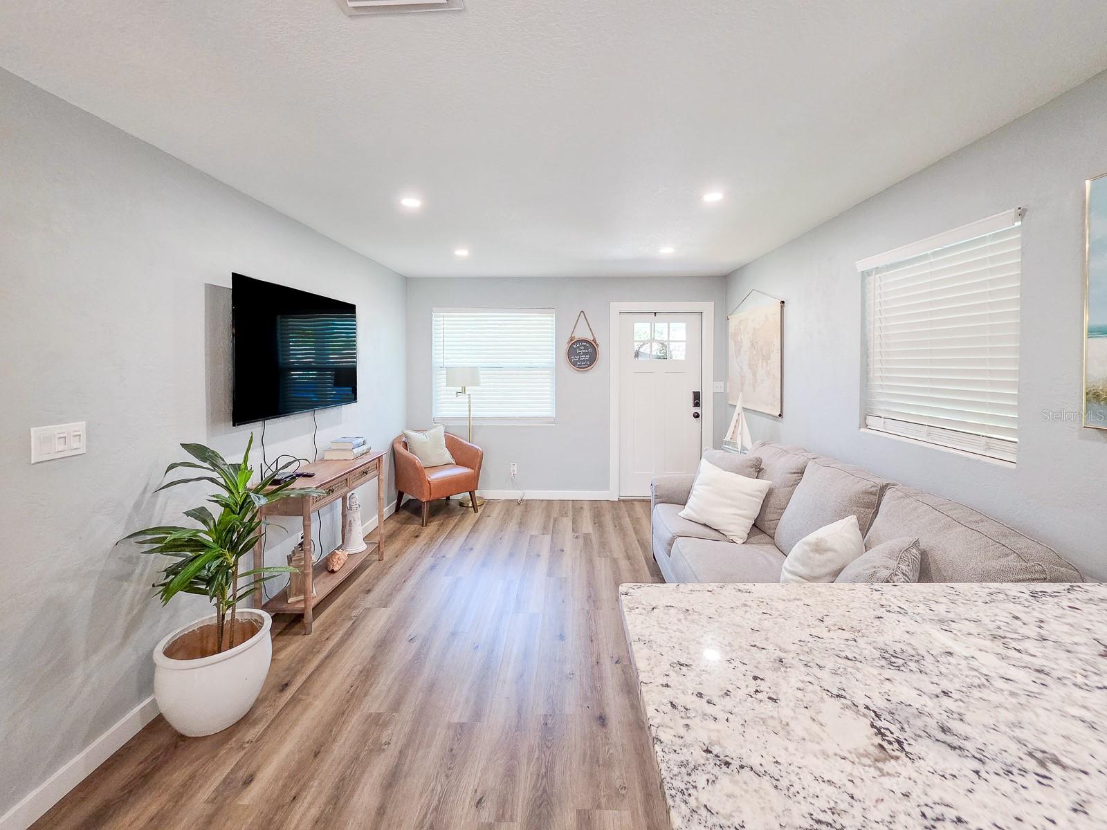 1807 GOLFVIEW BLVD, SOUTH DAYTONA, FL — photo 9