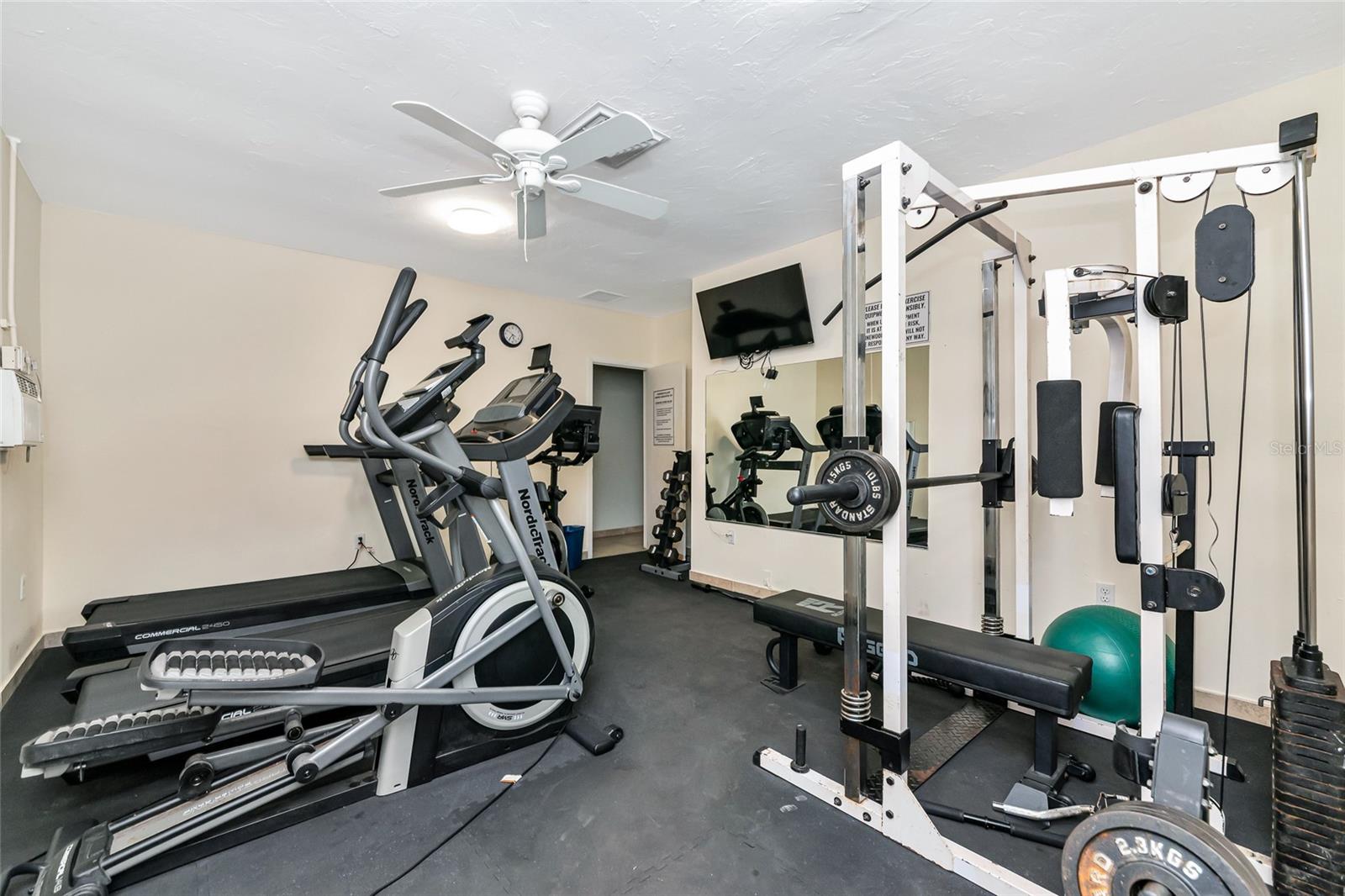 2657 WOODGATE LN #E4, SARASOTA, FL — photo 24