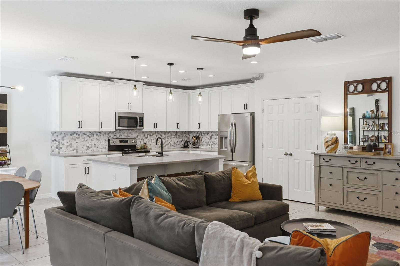 34534 SALERNO CIR, SORRENTO, FL — photo 15