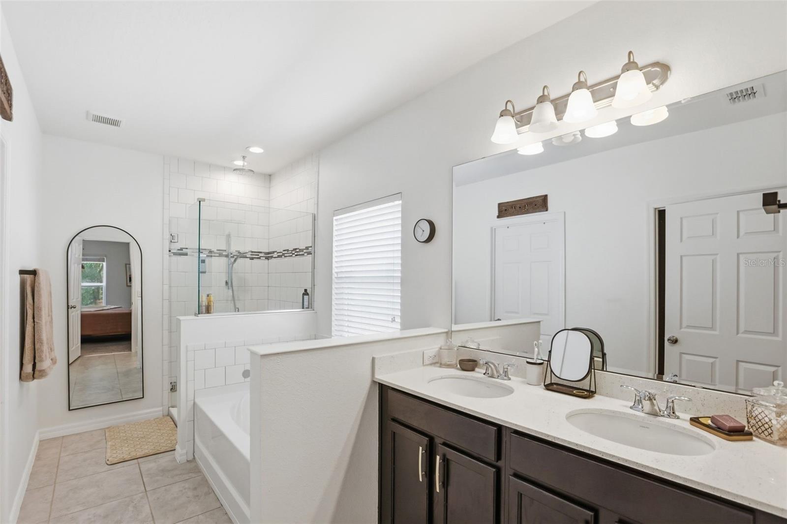 34534 SALERNO CIR, SORRENTO, FL — photo 34