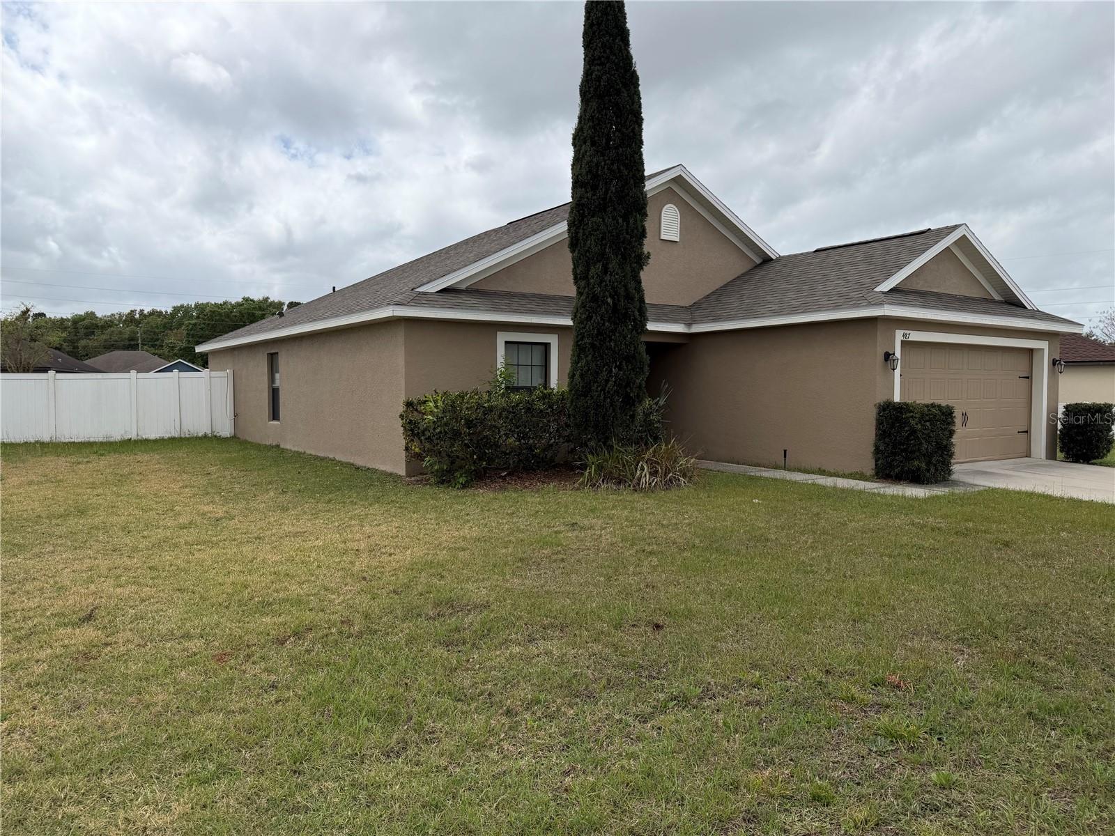487 OCHO RIOS AVE, TAVARES, FL — photo 42