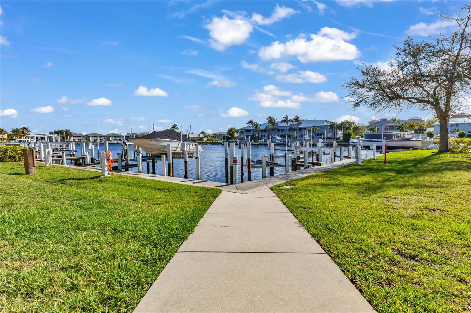 3322 PURPLE MARTIN DR #125, PUNTA GORDA, FL — photo 38