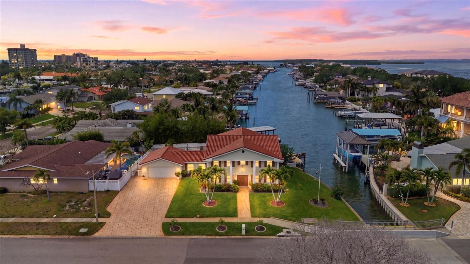 350 HARBOR PSGE, CLEARWATER BEACH, FL