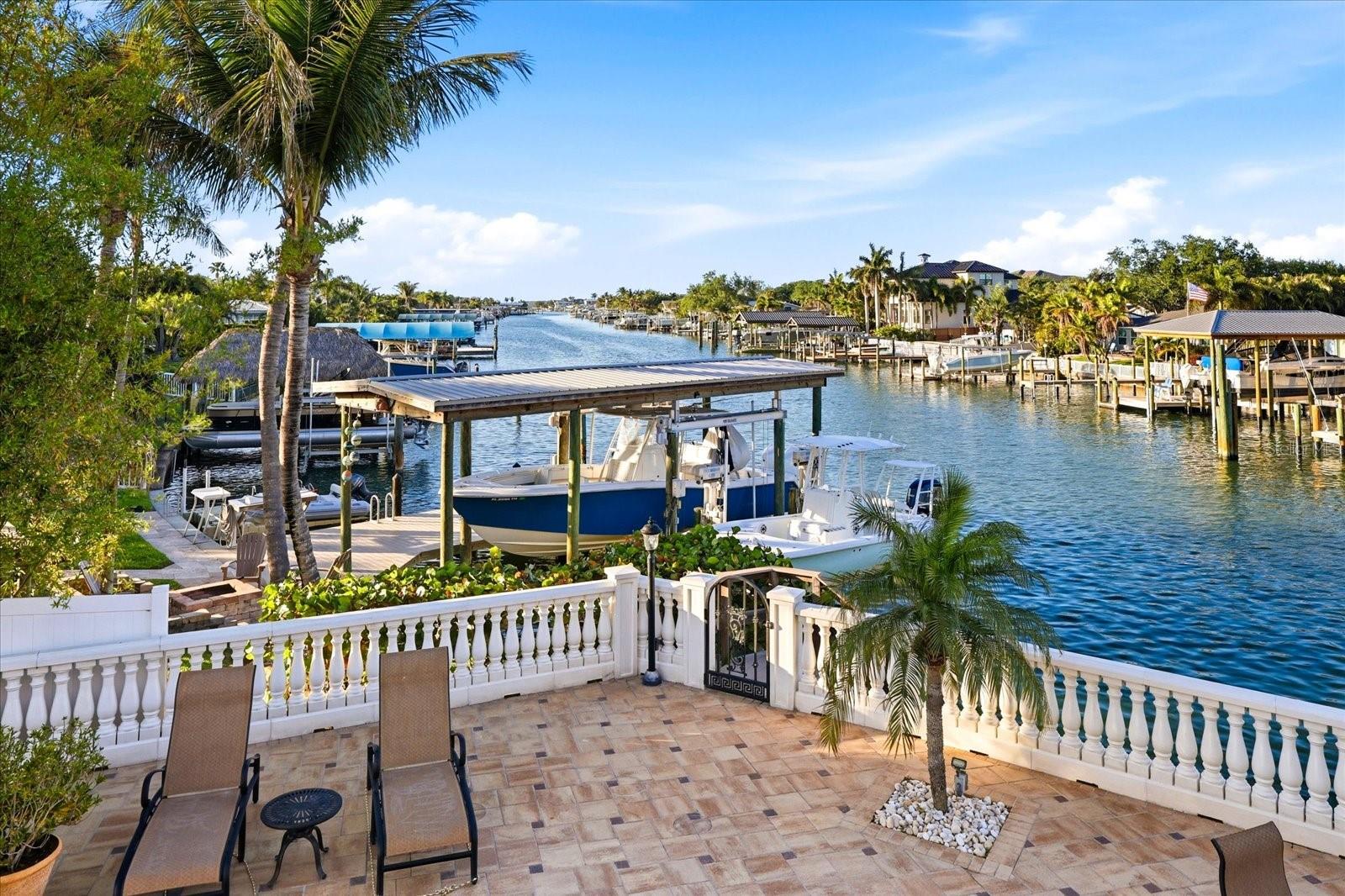 350 HARBOR PSGE, CLEARWATER BEACH, FL — photo 17