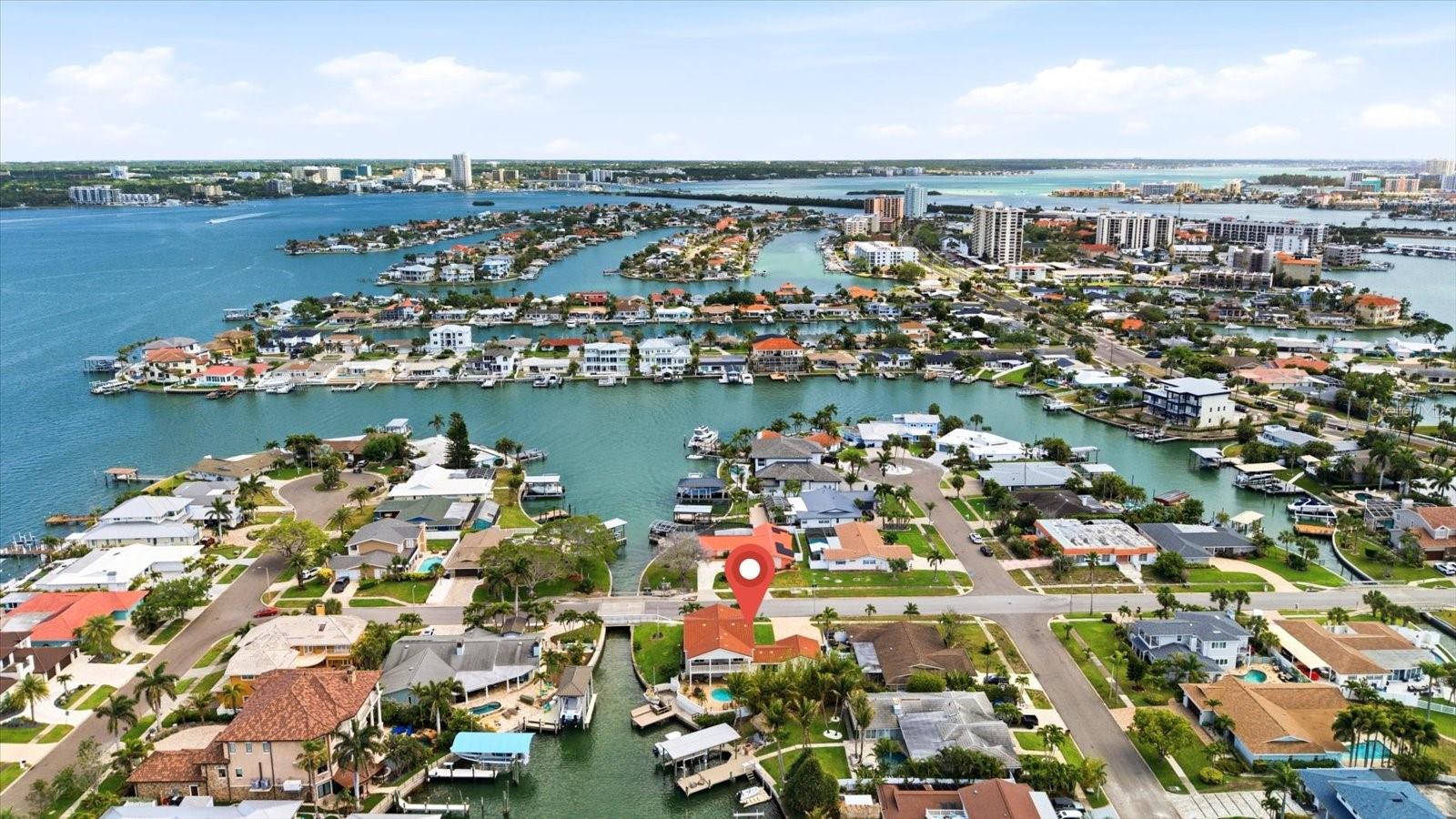 350 HARBOR PSGE, CLEARWATER BEACH, FL — photo 36