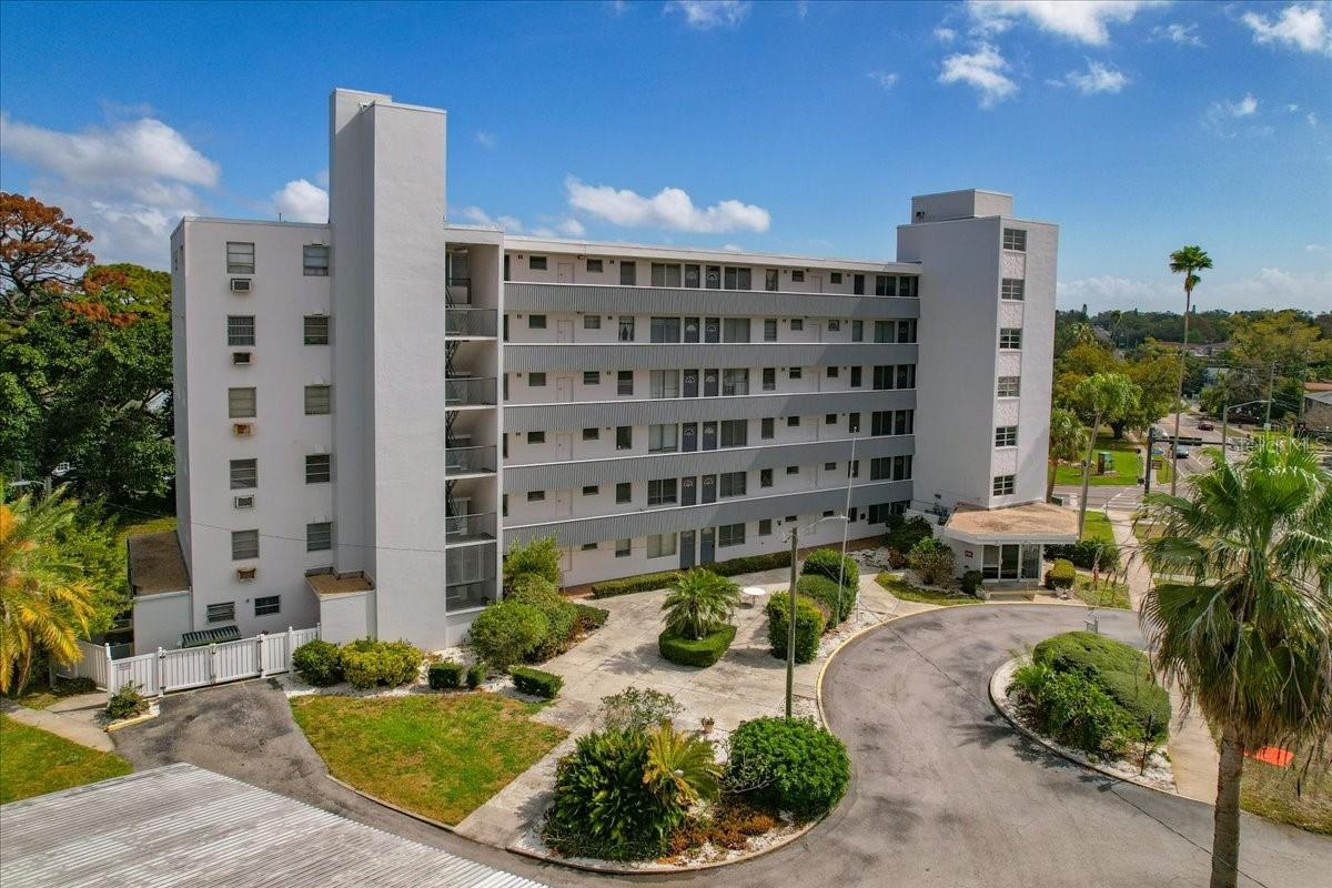 200 N BETTY LN #1C, CLEARWATER, FL
