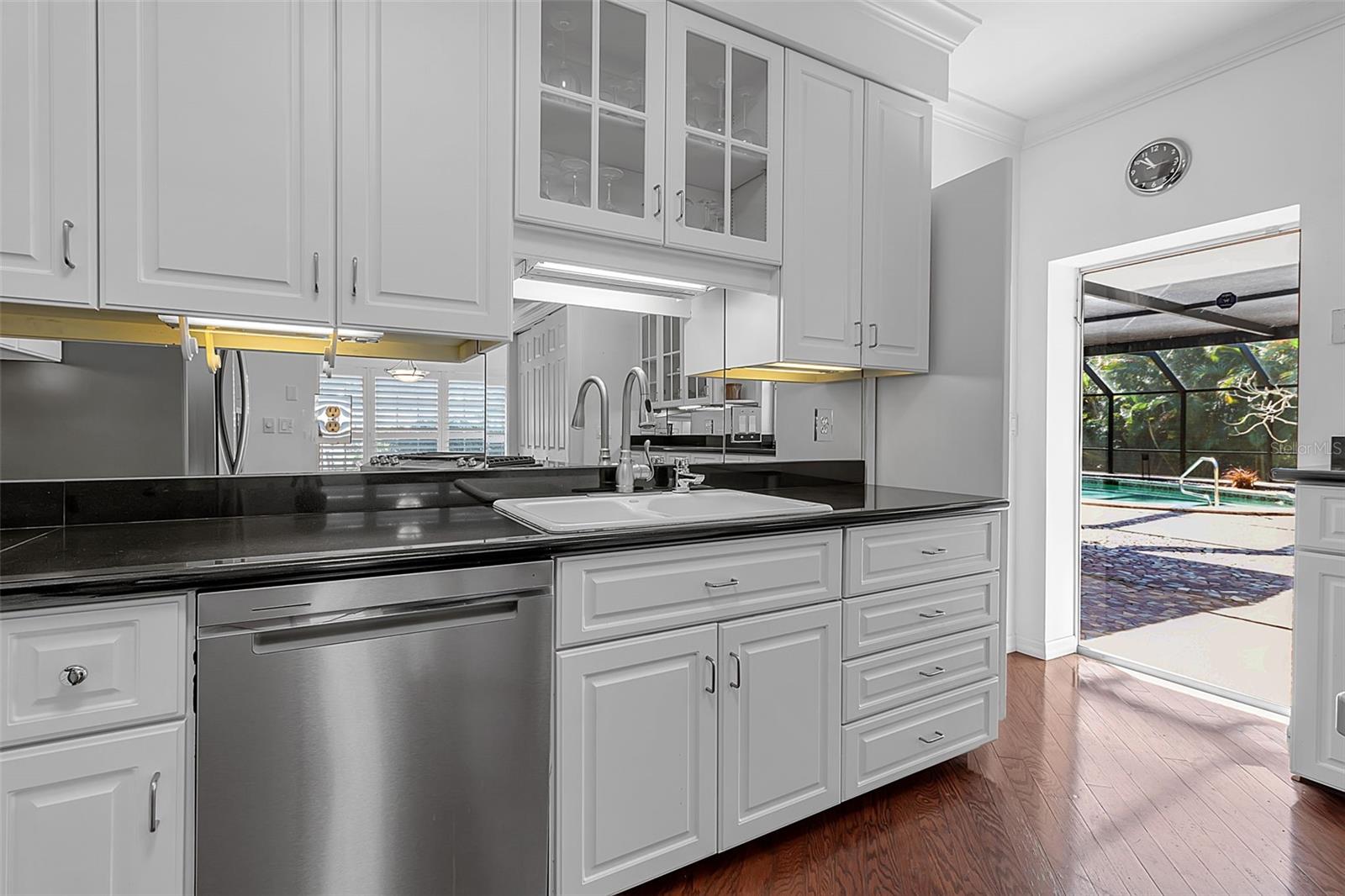 1714 SOUTH DR, SARASOTA, FL — photo 24