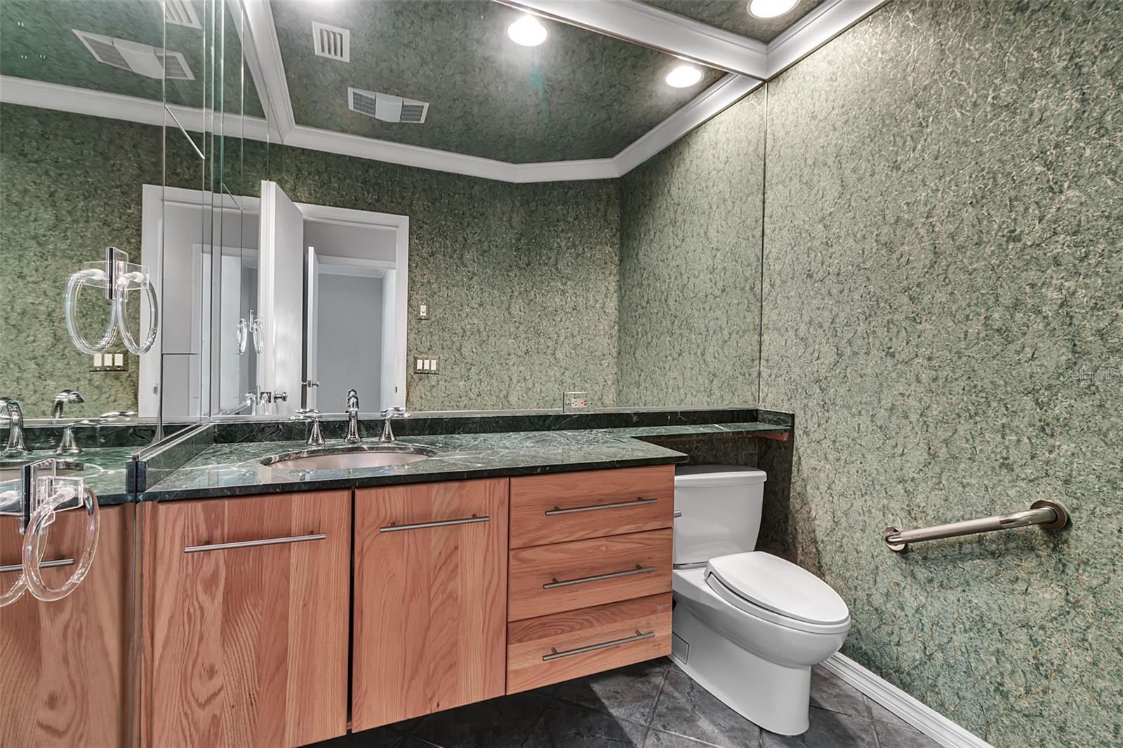 1714 SOUTH DR, SARASOTA, FL — photo 38