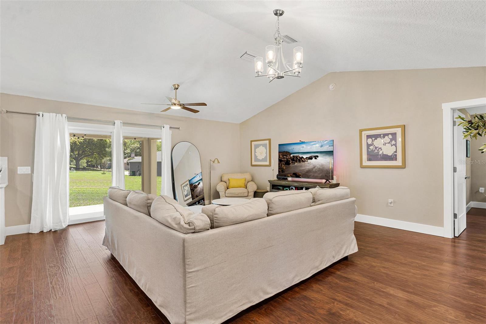206 SHANNON LN, LADY LAKE, FL — photo 37