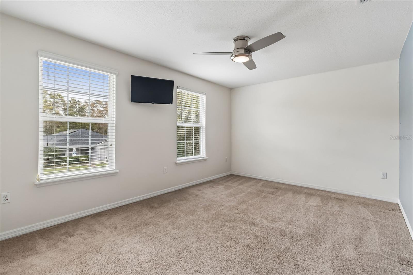 6105 MERRIFIELD DR, ZEPHYRHILLS, FL — photo 37