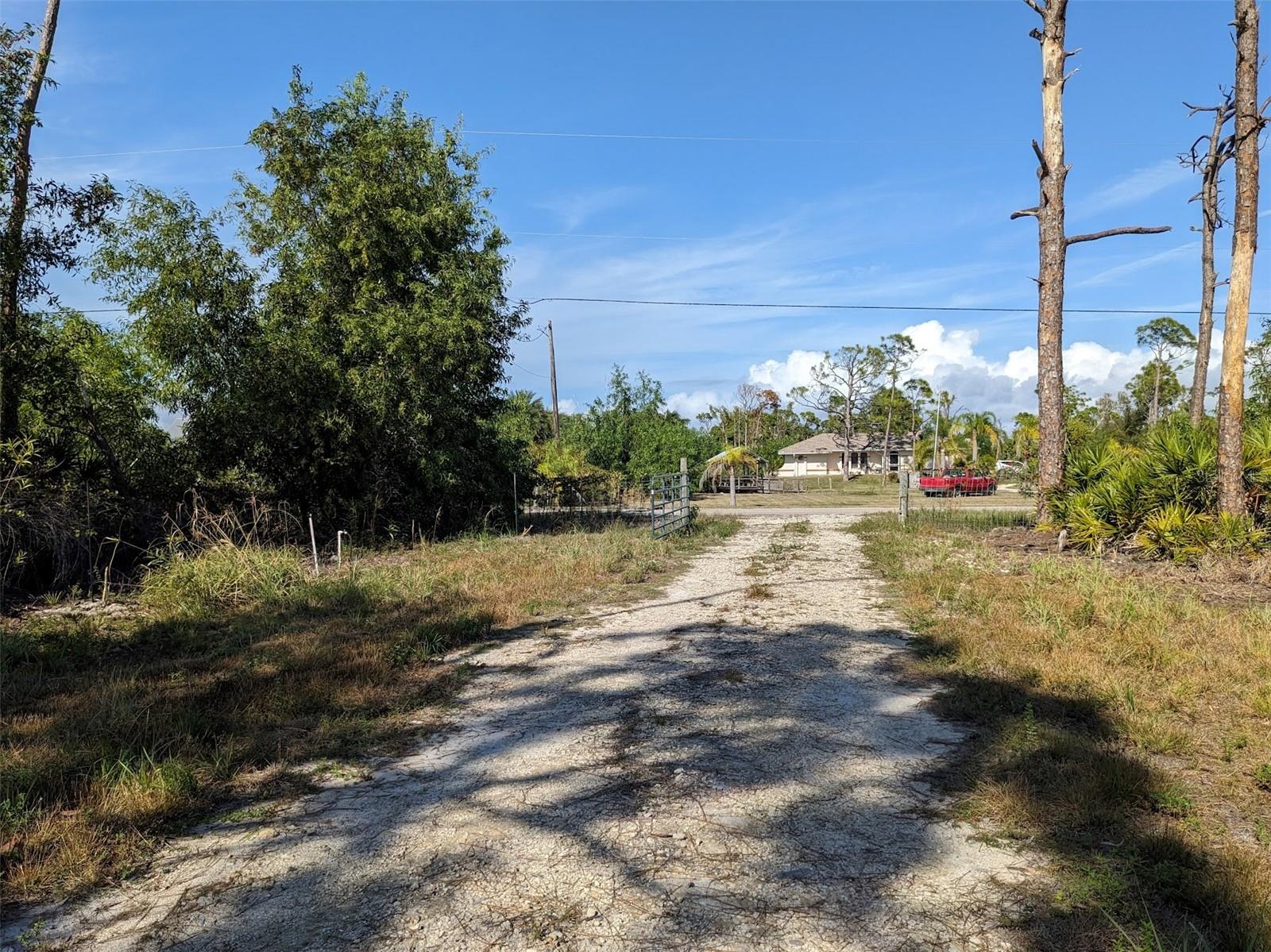 4159 SUNSHINE BLVD, ST JAMES CITY, FL — photo 9