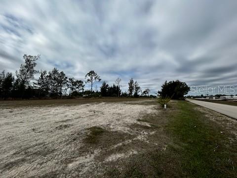 1826 NE 37TH ST, CAPE CORAL, FL — photo 5