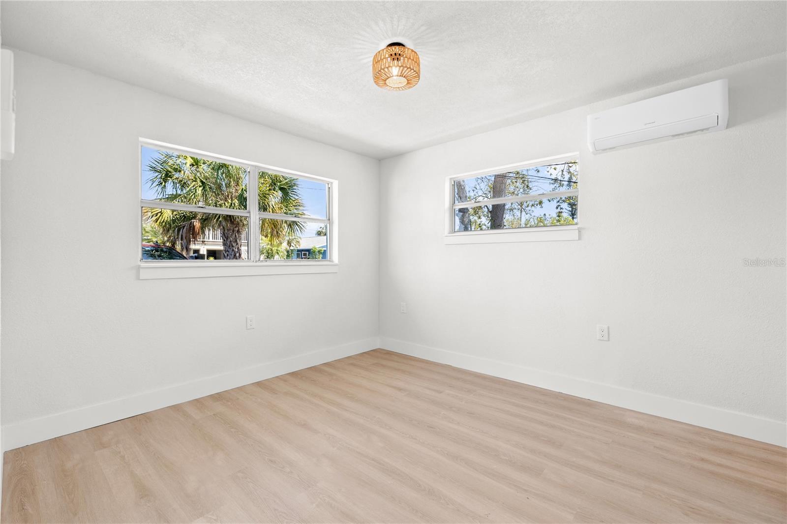 13388 1ST ST E, MADEIRA BEACH, FL — photo 9