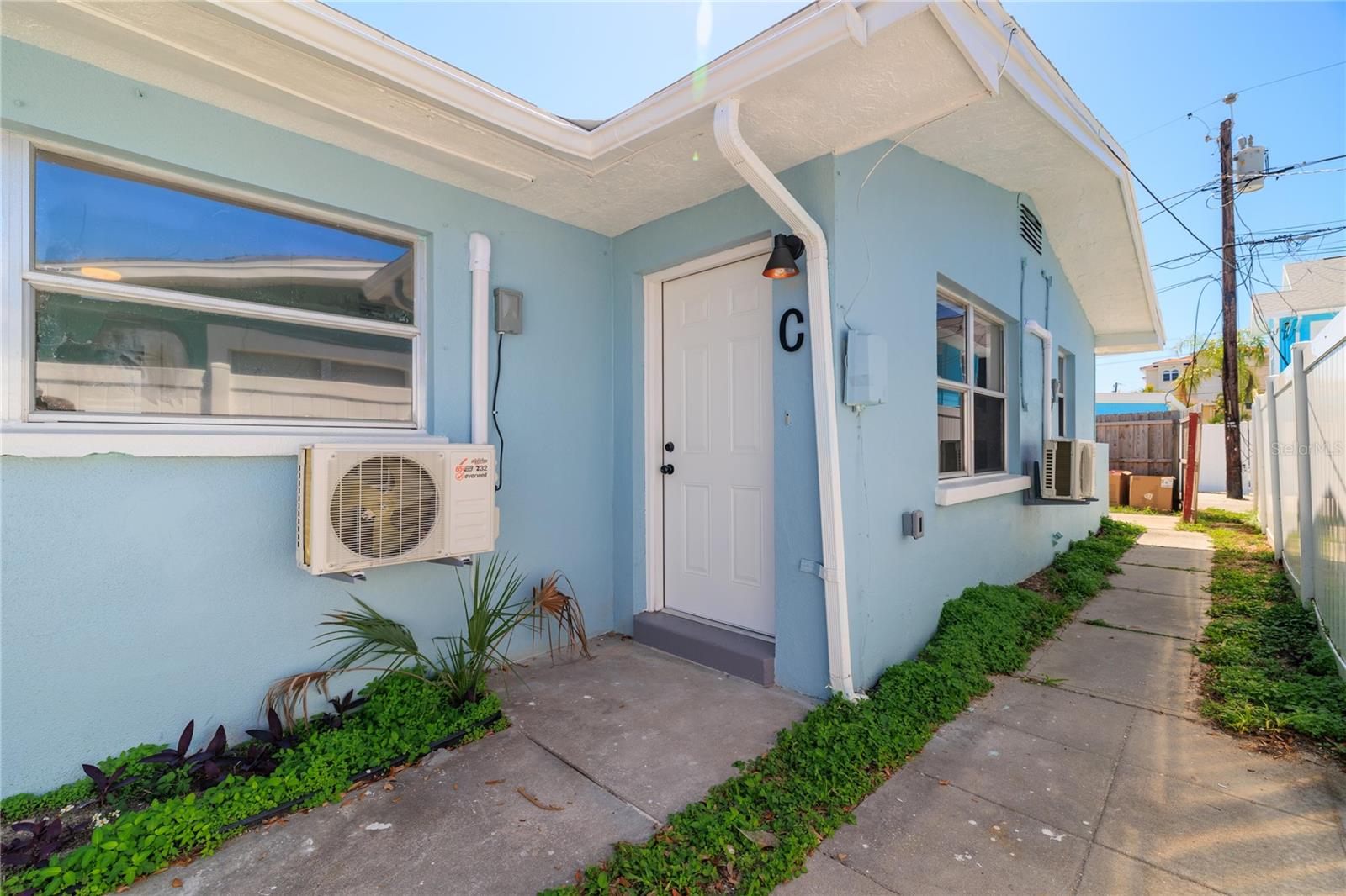 13388 1ST ST E, MADEIRA BEACH, FL — photo 17