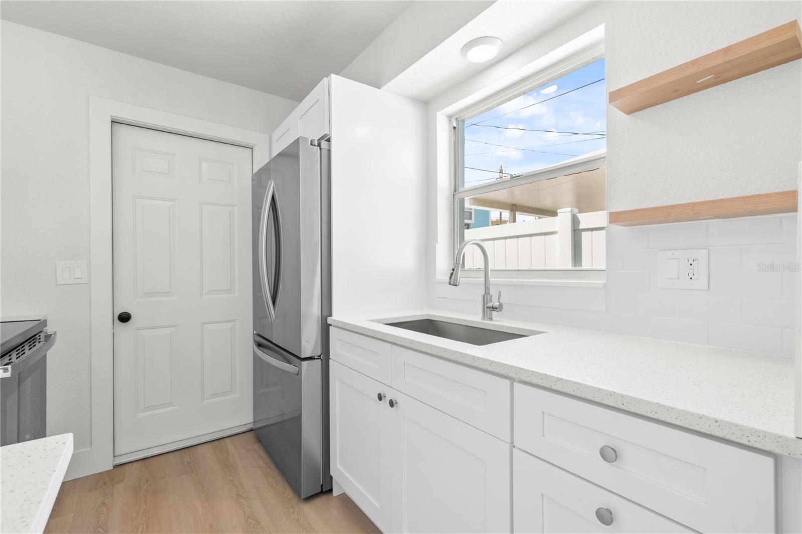 13388 1ST ST E, MADEIRA BEACH, FL — photo 18