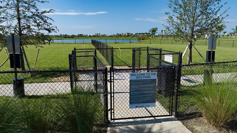 10621 ORBIT TER, SARASOTA, FL — photo 21