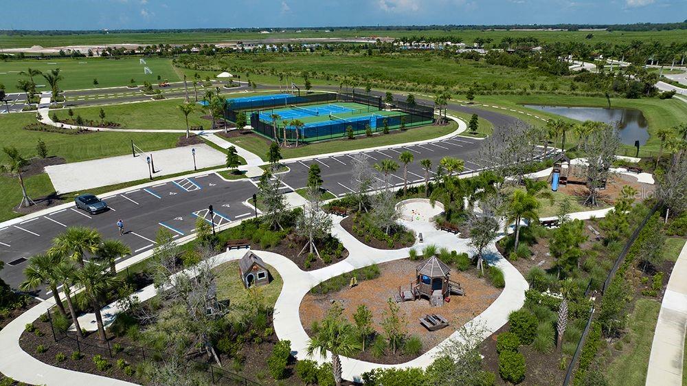 10621 ORBIT TER, SARASOTA, FL — photo 26