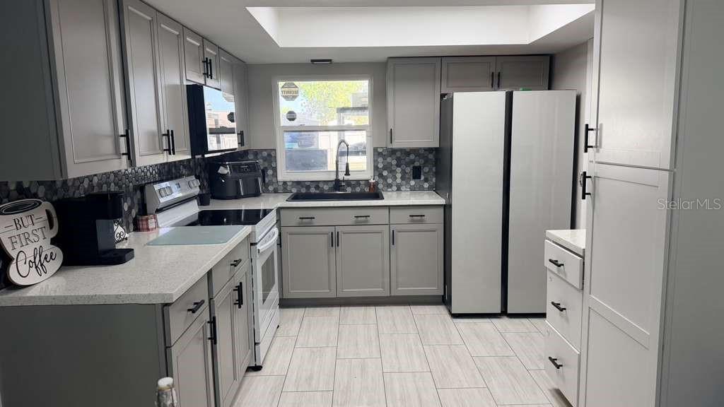 1420 MYRNA LN, KISSIMMEE, FL — photo 3