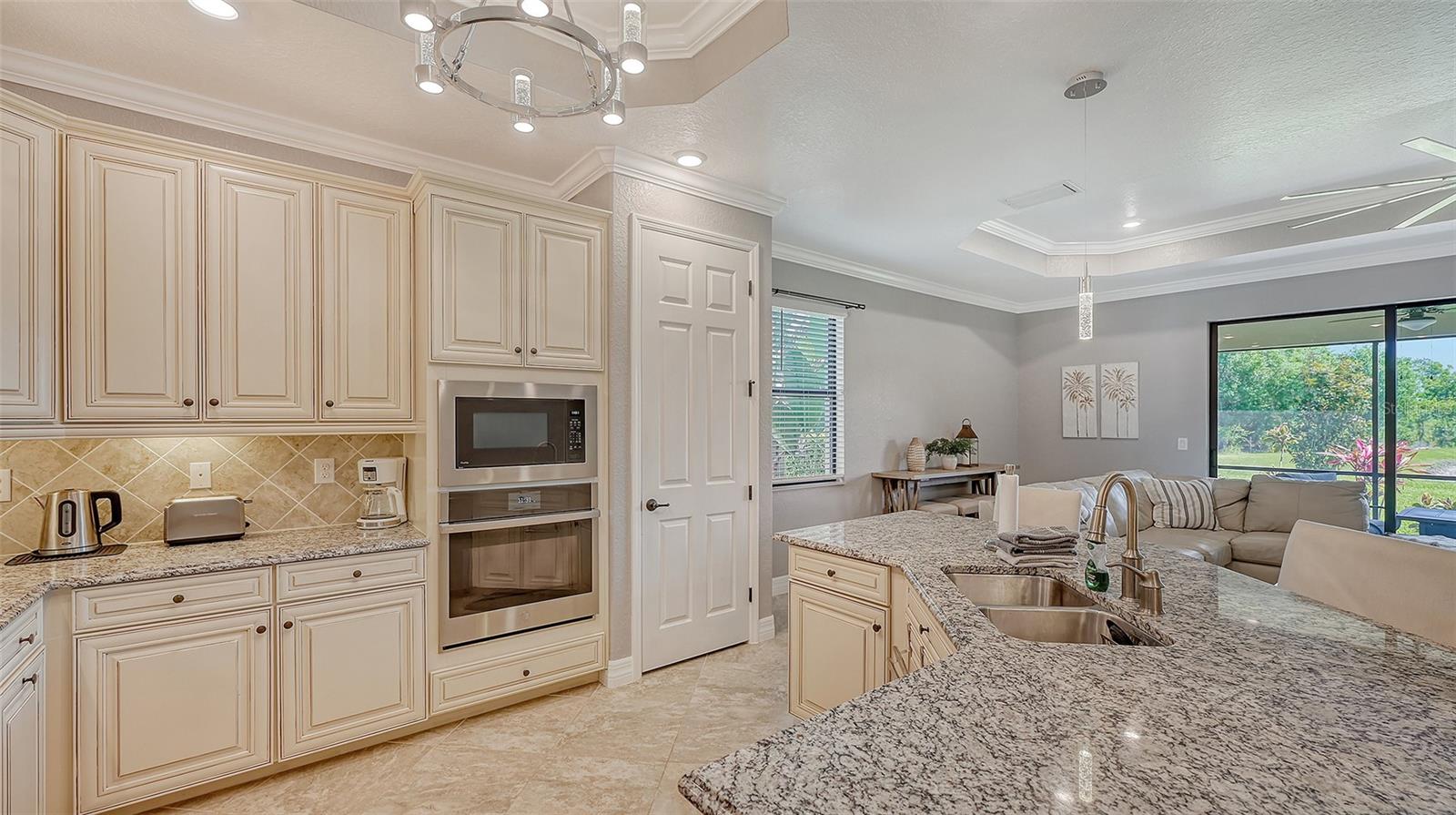 6137 CESSNA RUN, BRADENTON, FL — photo 22