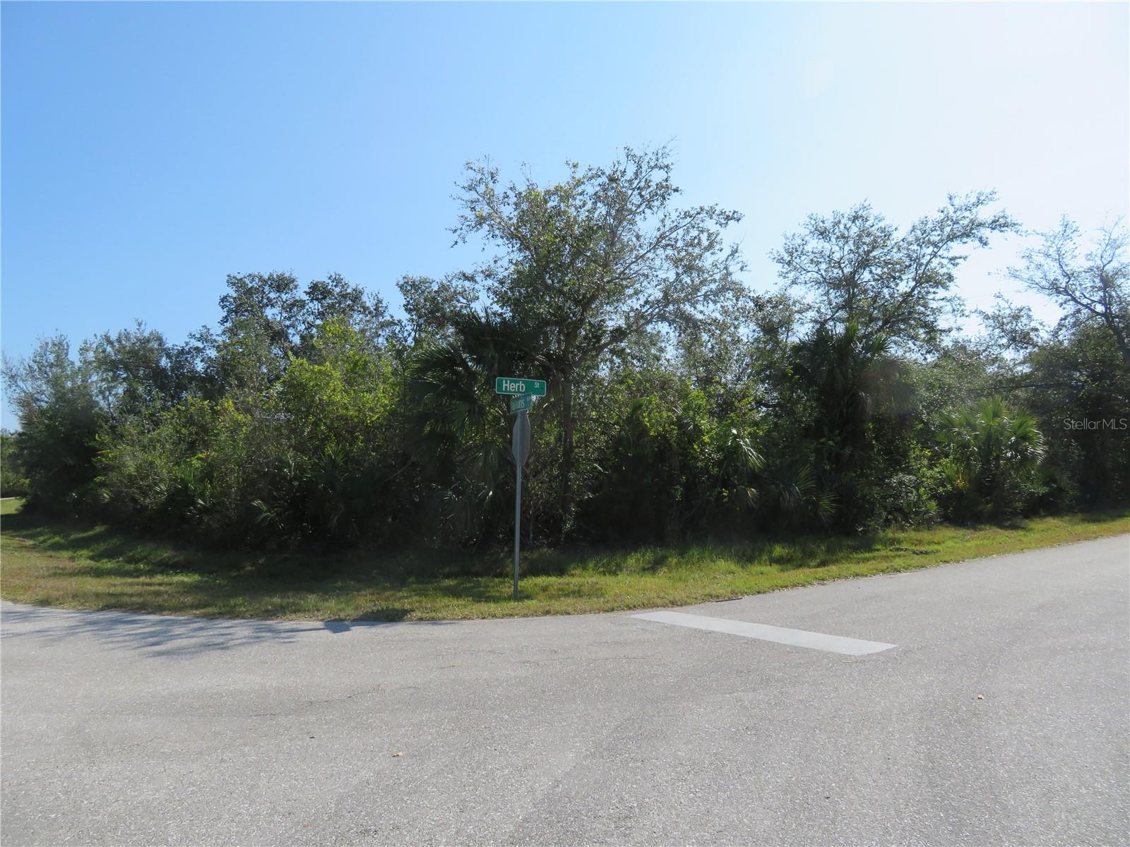 6186 HERB ST, ENGLEWOOD, FL — photo 8