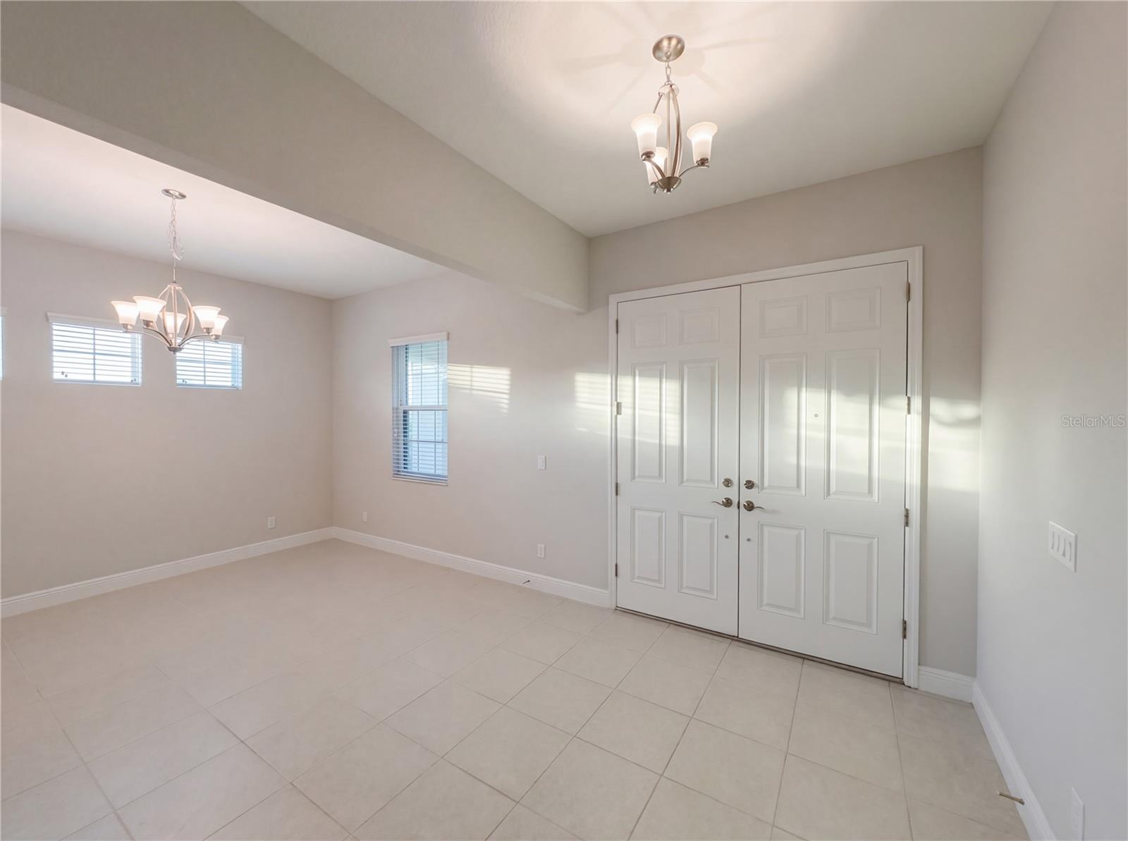 11277 RUSTIC TIMBER LOOP, SAN ANTONIO, FL — photo 8