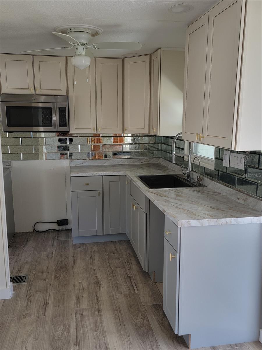 10932 UNION DR, PORT RICHEY, FL — photo 7