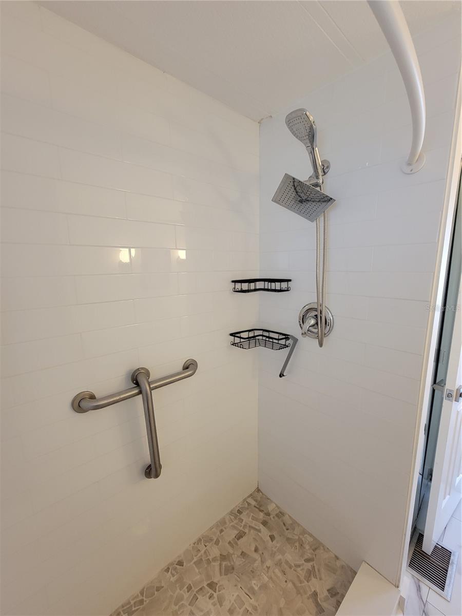 10932 UNION DR, PORT RICHEY, FL — photo 26