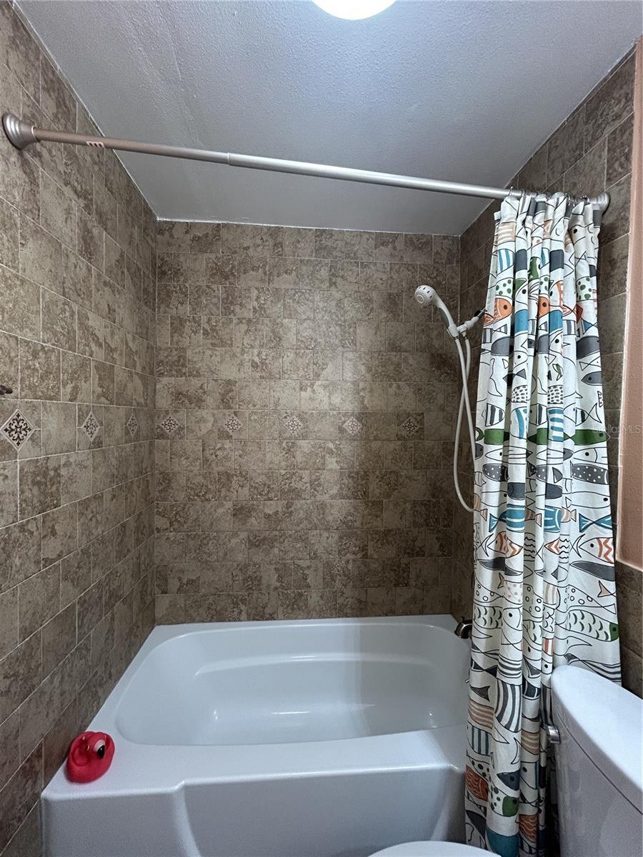 11485 OAKHURST RD #200-307, LARGO, FL — photo 23