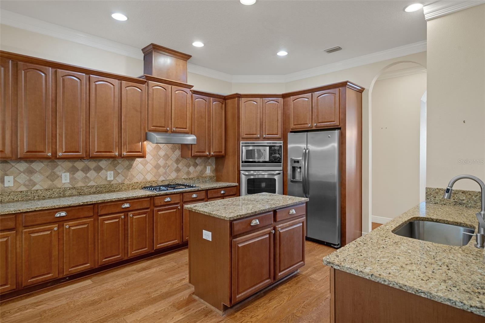 6096 DUSK ROSE LN, BROOKSVILLE, FL — photo 32