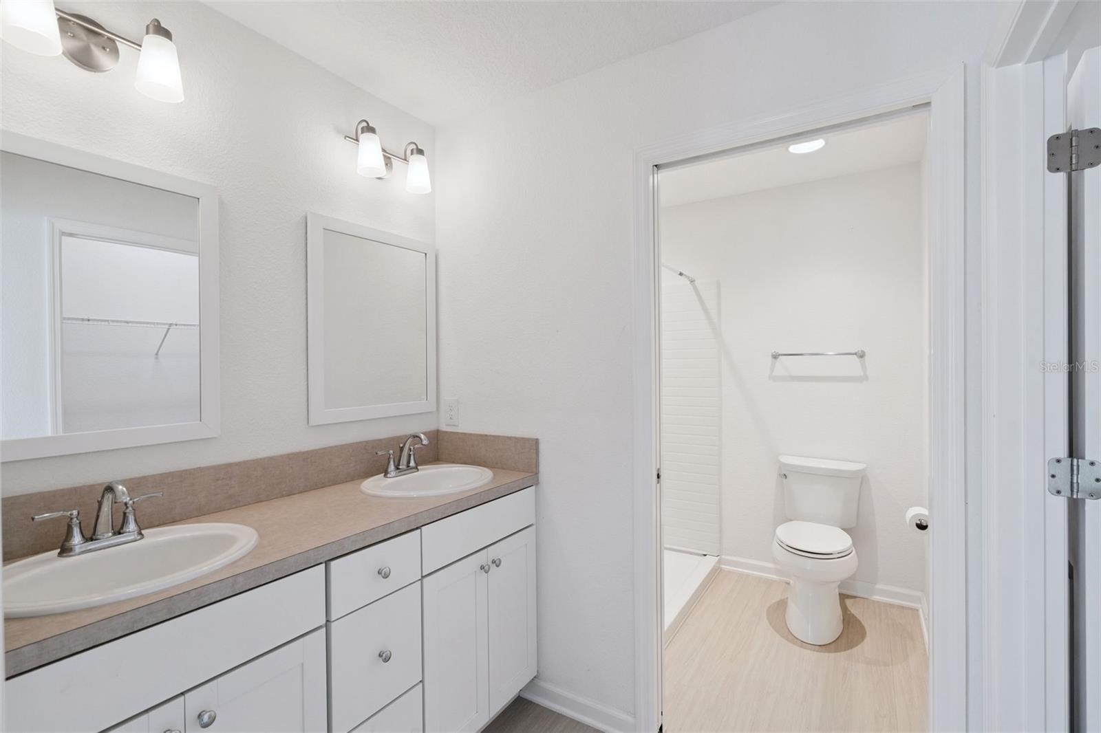 7548 KUENHER CT, THE VILLAGES, FL — photo 29