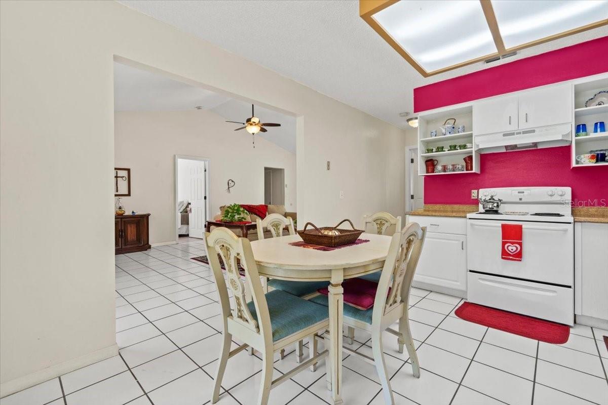 16235 BANYAN AVE, PORT CHARLOTTE, FL — photo 7