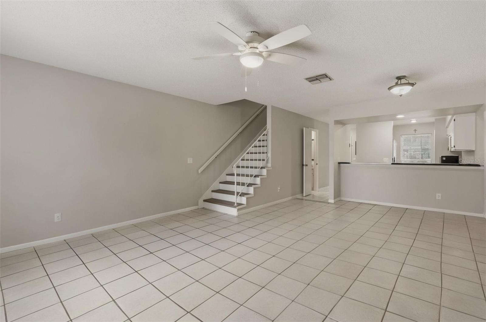16143 RAMBLING VINE DR E, TAMPA, FL — photo 18