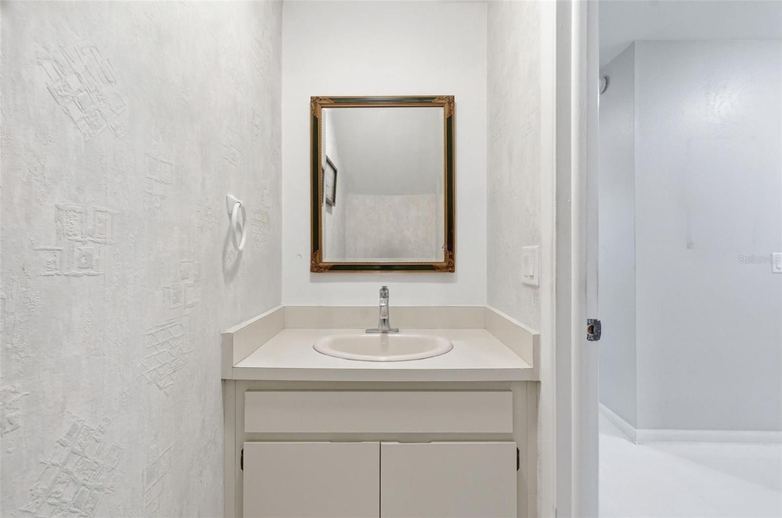 16143 RAMBLING VINE DR E, TAMPA, FL — photo 20