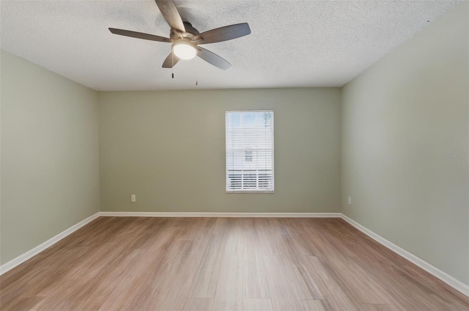 16143 RAMBLING VINE DR E, TAMPA, FL — photo 24