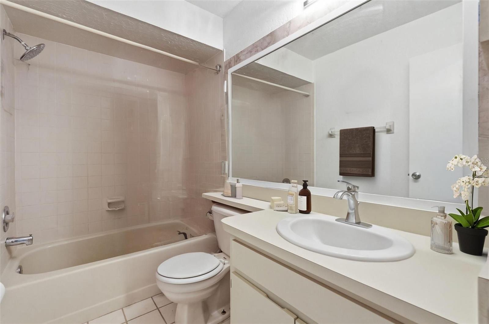 16143 RAMBLING VINE DR E, TAMPA, FL — photo 26