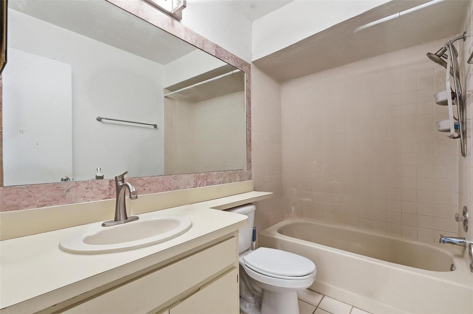 16143 RAMBLING VINE DR E, TAMPA, FL — photo 31