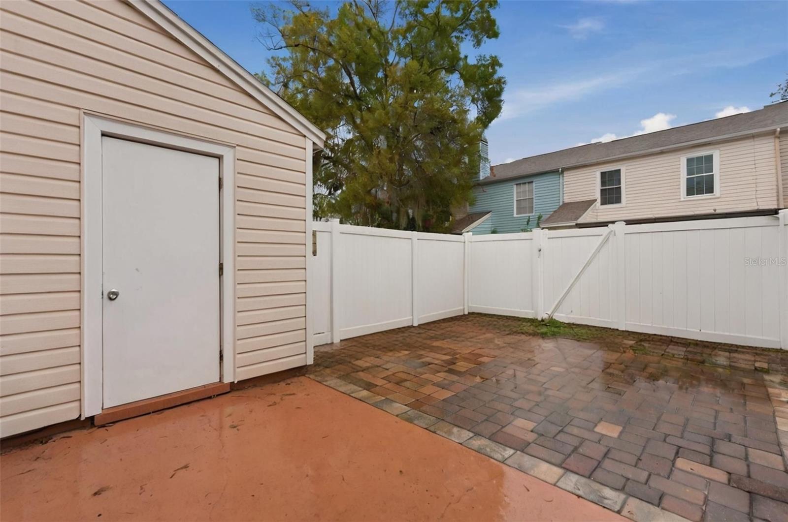 16143 RAMBLING VINE DR E, TAMPA, FL — photo 34