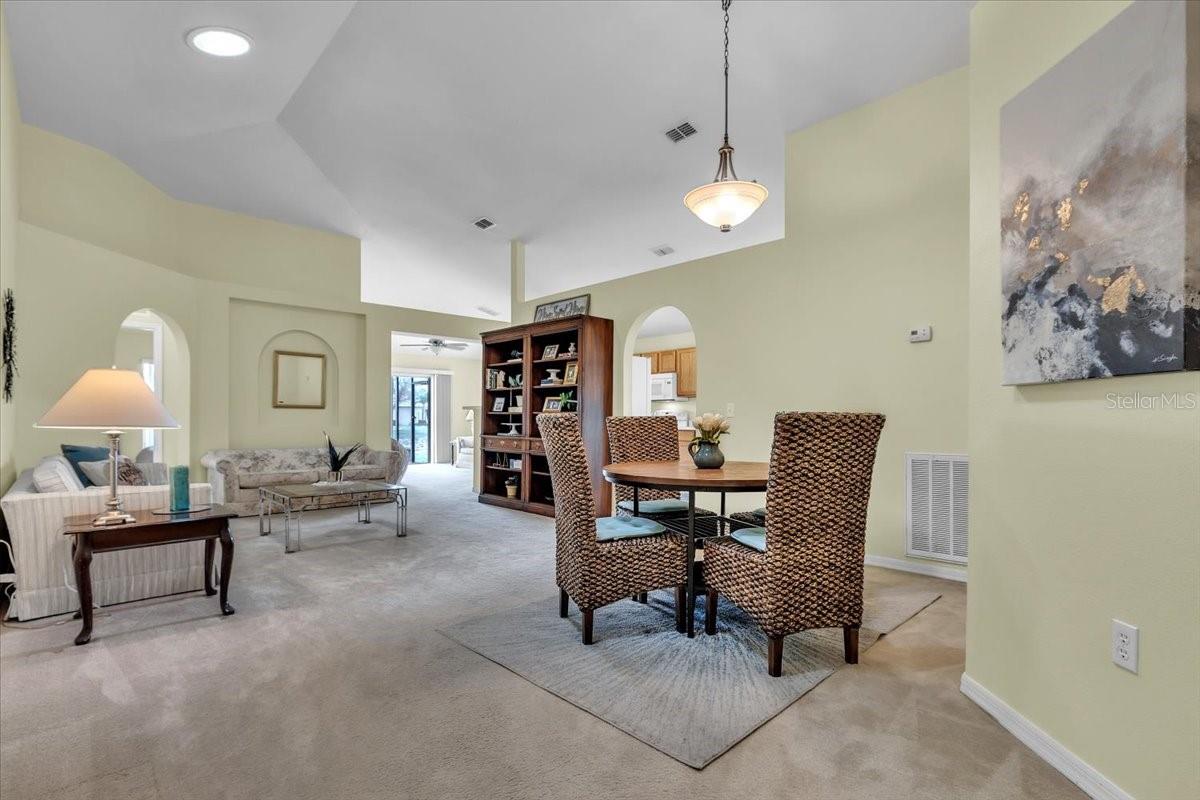 24483 LAKESIDE MNR, PORT CHARLOTTE, FL — photo 4