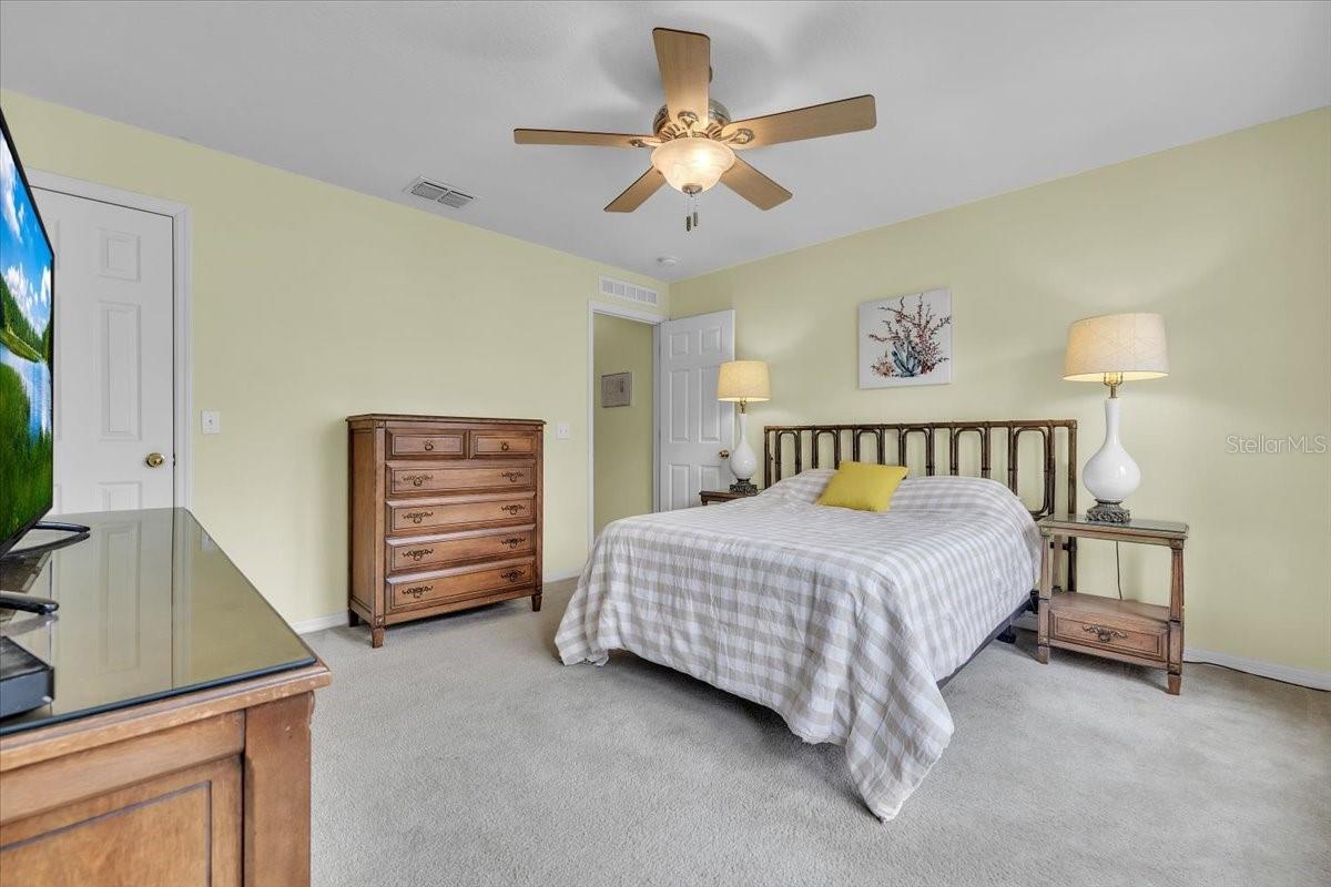 24483 LAKESIDE MNR, PORT CHARLOTTE, FL — photo 24