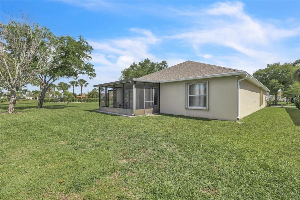 24483 LAKESIDE MNR, PORT CHARLOTTE, FL — photo 35