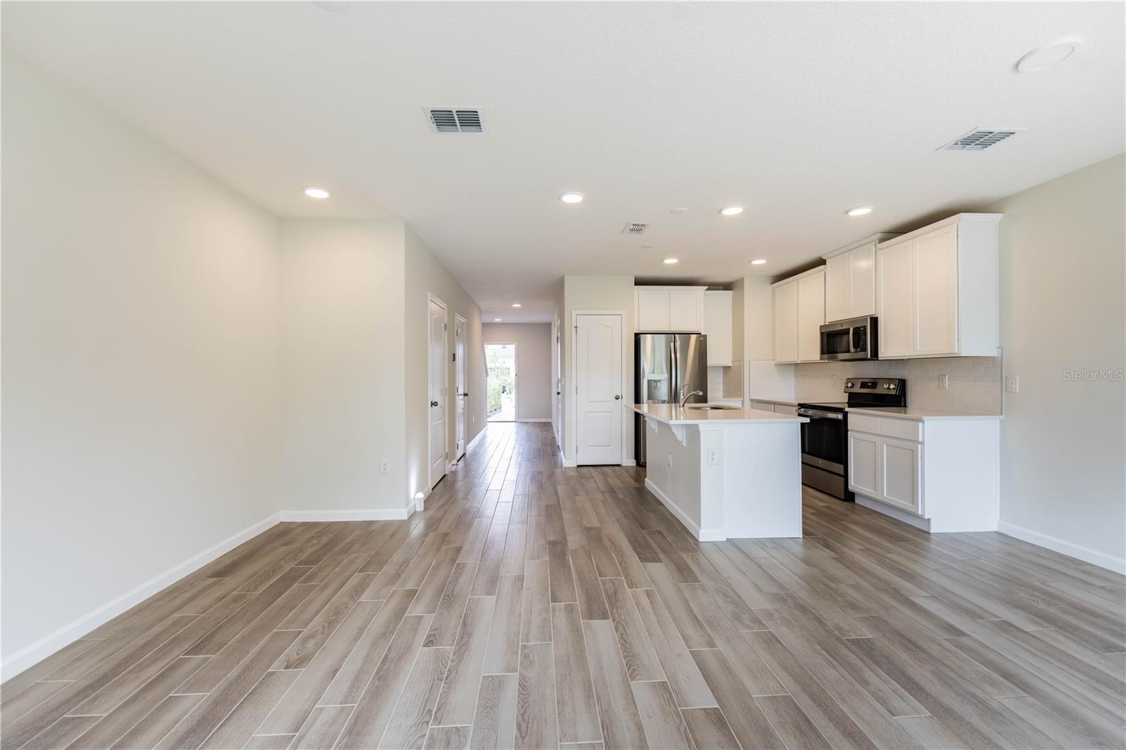 2879 NARCOOSSEE COMMONS WAY, ST CLOUD, FL — photo 10