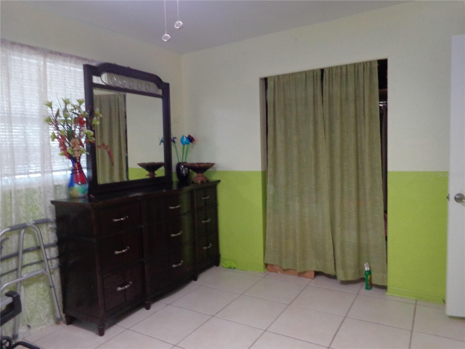 6165 26TH AVE N, ST PETERSBURG, FL — photo 8